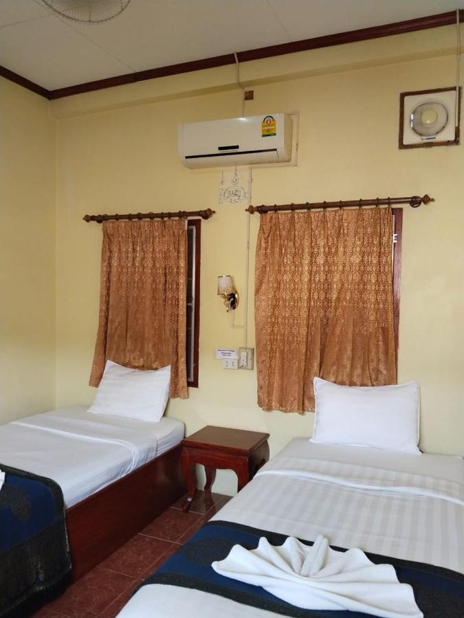 Thipphaphone Guesthouse Muang Pakbèng Exterior foto